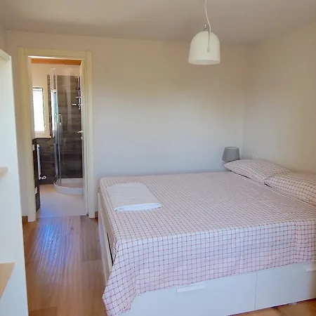 S150 Meraviglioso Bilocale Appena Ristrutturato Apartment *